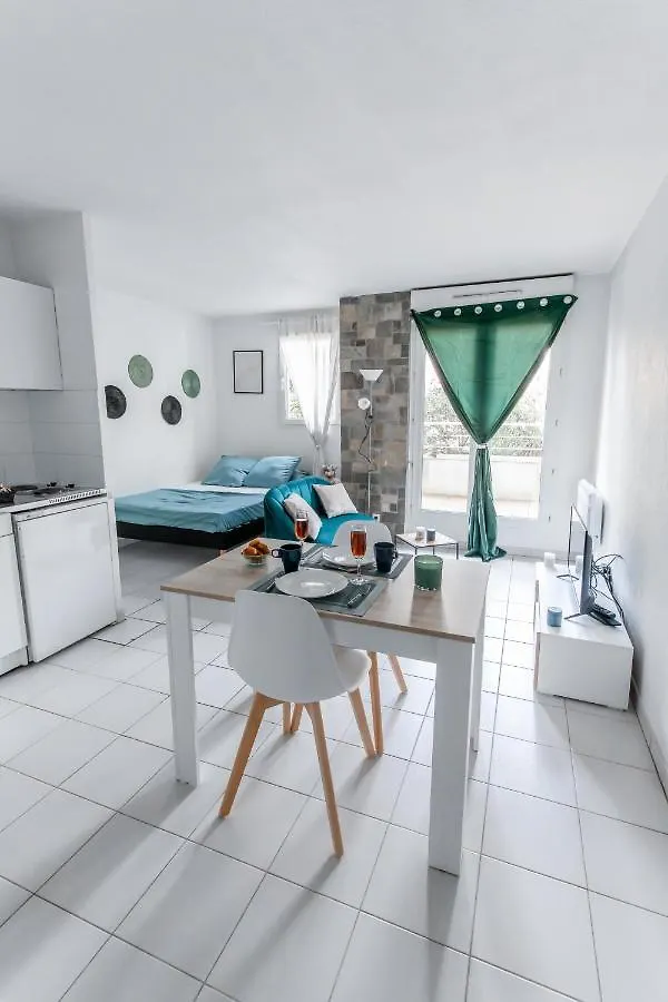 Apartmán Jolie T2 De 30M2 Avec Terrasse Metro Timone A 5 Min Marseille
